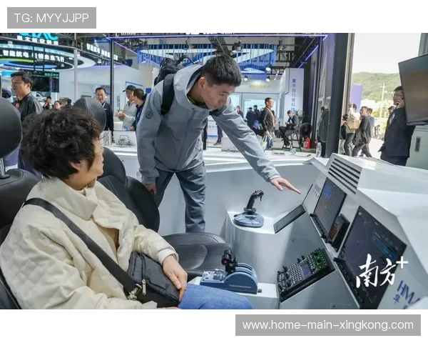 汪柯菡集训成果显著，出拳轨迹更紧凑